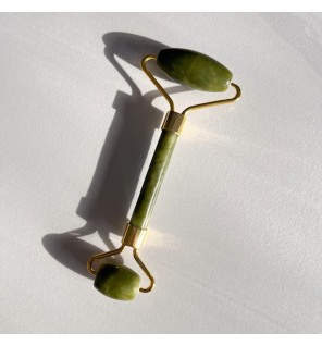Jade roller