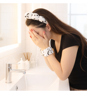 Beauty Headbands and Cuffs – Comfort, Style, and an Effective Routine