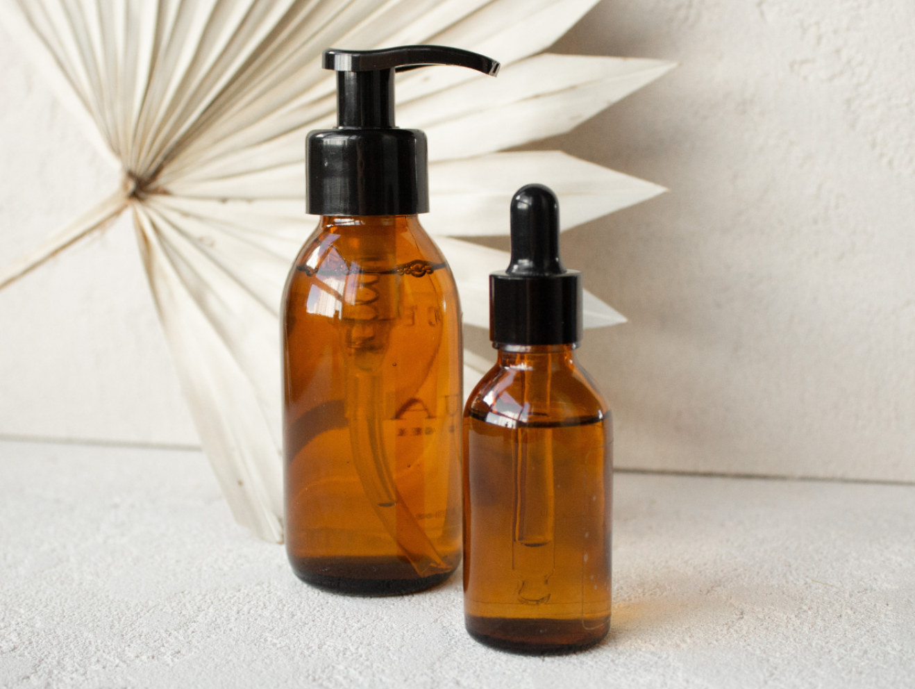 The hidden benefits of multi-purpose oils: a single natural treatment for the face, hair, and entire body