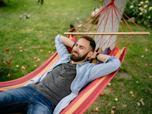 Huile pour barbe : laquelle choisir ? Ricin, jojoba ou argan, le guide
